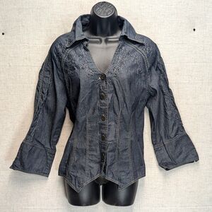 Gretty Zueger Embroidered Denim Button-Down Blouse Women's Size 1X
